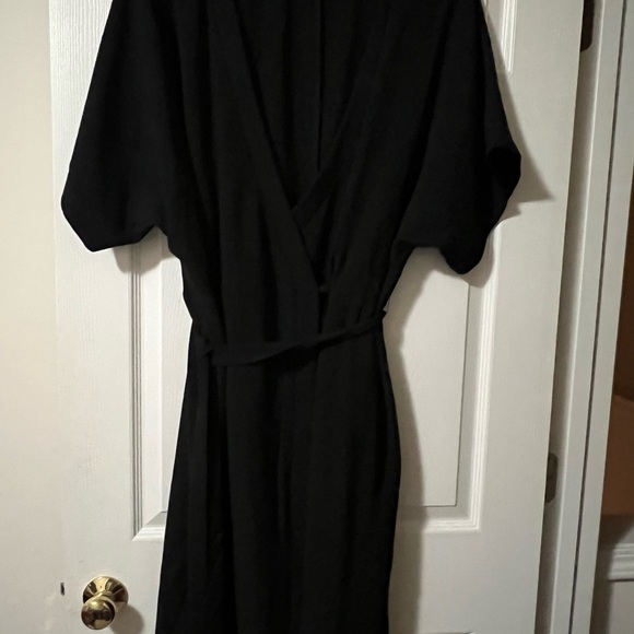 Black Kimono styled wrap Dress - Picture 2 of 10